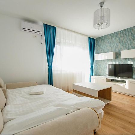 Fantastic Apartment At Prima Residence Oradea Exteriör bild