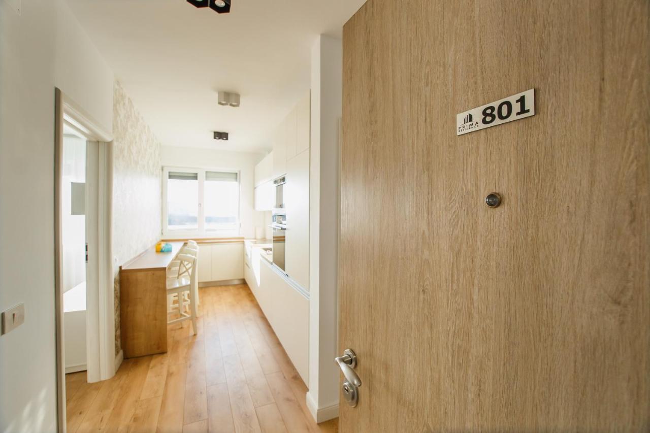 Fantastic Apartment At Prima Residence Oradea Exteriör bild