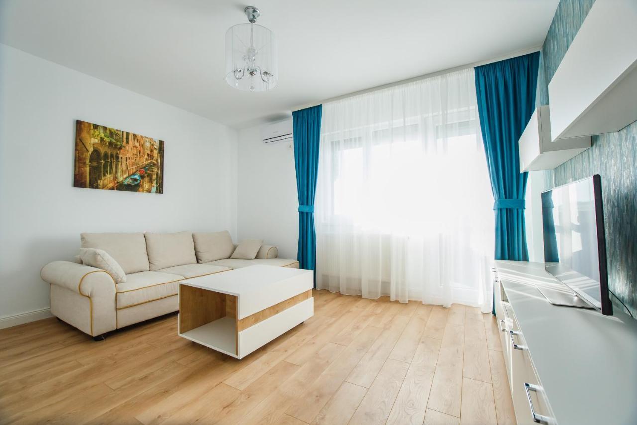 Fantastic Apartment At Prima Residence Oradea Exteriör bild